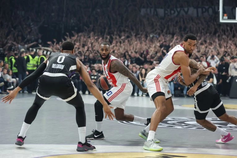 NESTVARNA CIFRA: Evo koliko Zvezda i Partizan moraju da plate za stalnu licencu Evrolige!