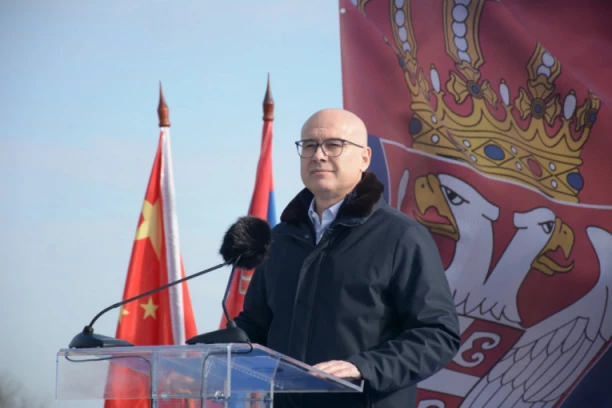 PREMIJER VUČEVIĆ ČESTITAO RAMAZAN: "Da nas ove vrednosti i dalje podstiču da zajedno radimo na dobrobit naše Srbije!"