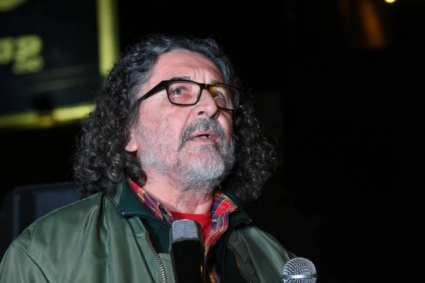 PUKLO MEĐU BLOKADERIMA! Svađa oko izborne liste ne prestaje, tražili izbacivanje Zorana Đajića