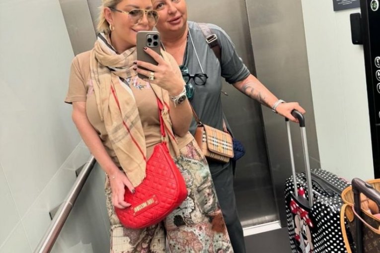 Dea Đurđević sa majkom