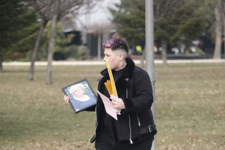 Sahrana Matorine majke