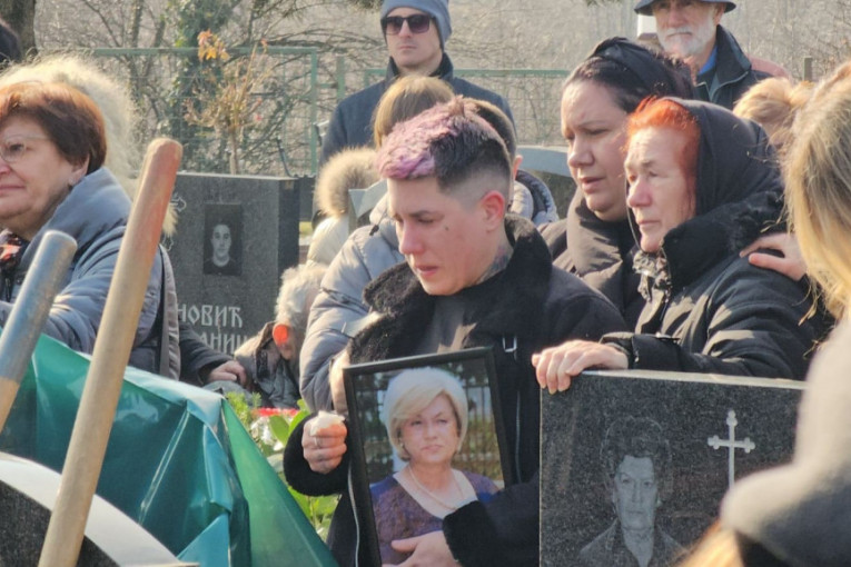 Matora se slomila na sahrani