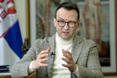 SKIDANJE ZASTAVE SPC NASTAVAK ISTE KAMPANJE! Kancelarija za KiM: Prištinski političari koriste govor mržnje!