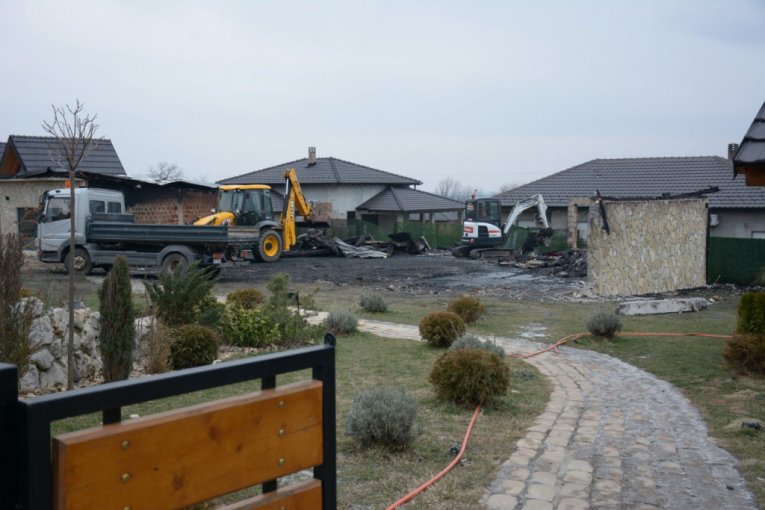 Izgoreli restoran fudbalera Crvene zvezde!