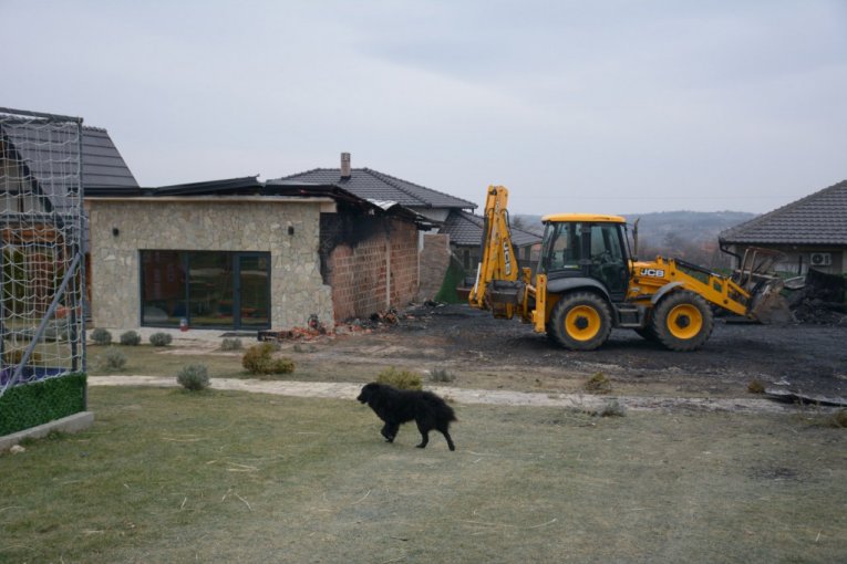Izgoreli restoran fudbalera Crvene zvezde!