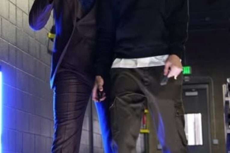 I ovoga puta je u halu stigao maksimalno elegantan