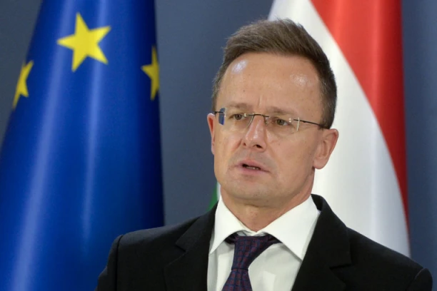 MAĐARI I SLOVACI ZAPEČATILI! Kijev sve saznao, crno im se piše!