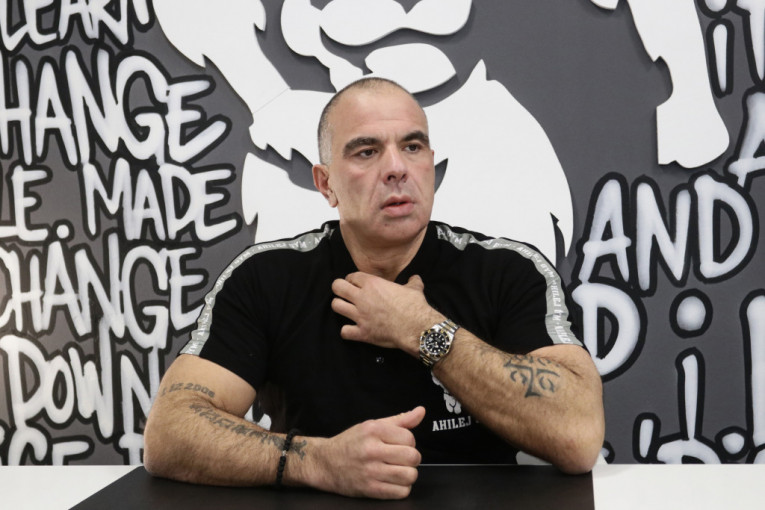 Aleksandar Đorđević Simetrija