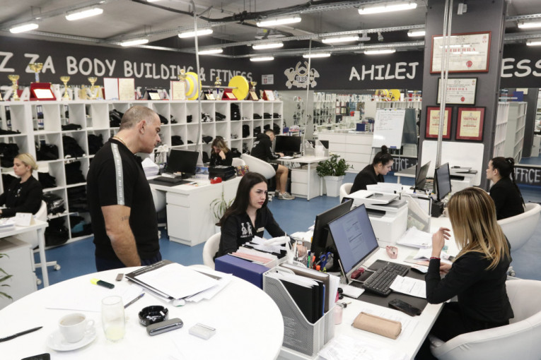 Aleksandar Đorđević Simetrija