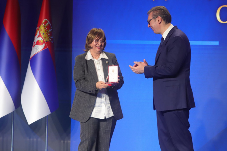 Aleksandar Vučić dodeljuje ordenje na Dan državnosti