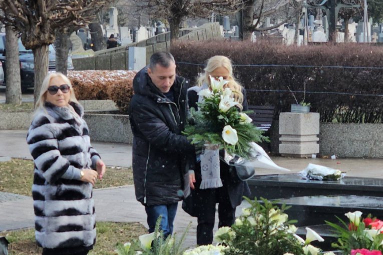 Šaban Šaulić pomen Novo groblje Aleja zaslužnih građana Hasan Dudić sin Miki