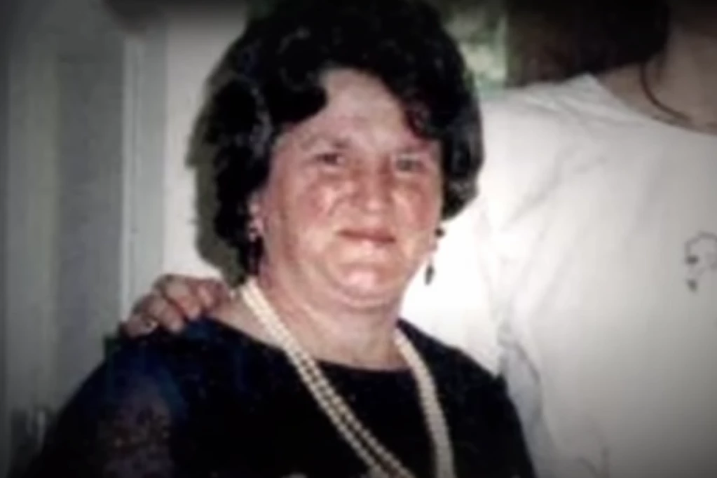 JELKU PEŠIĆ SVI NA SVETU ZNAJU KAO SVEKRVU IZ PAKLA: Maltretirala je snajku na najgore načine, a na kraju je odlučila da joj presudi - sin je sve vreme ćutao!