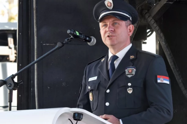 "MORAMO ZAŠTITITI DECU, MLADE I PEŠAKE!" Načelnik Uprave saobraćajne policije Slaviša Lakićević OTKRIO CILJEVE NOVOG ZAKONA!