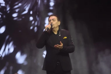 "ZVEZDE GRANDA" ODREŠILE KESU ZBOG KEBE: Pevač šokirao svojim ZAHTEVOM - ovo nijedan član žirija nije tražio!