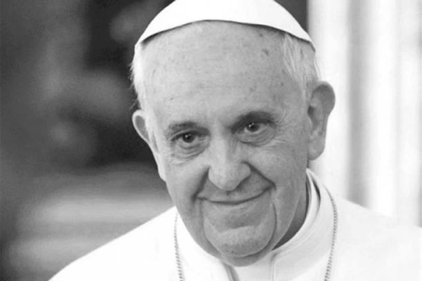 KO JE BIO PAPA FRANJA: Prvi papa neevropljanin od 8. veka rođen u porodici sa petoro dece, predavao psihologiju...