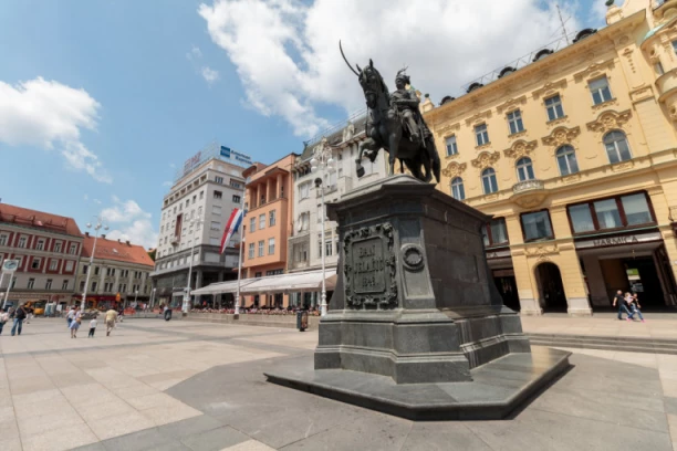 ZAGREB ZABRANJUJE USTAŠKE I FAŠISTIČKE SIMBOLE! Gradonačelnik: "Kome se ne sviđa može da nas tuži!"