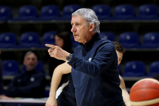 "IGRAO JE DOSTA, ZAŠTO DA MU KVARIMO STATISTIKU?!" Pešić nakon pobede dobio pitanje O NJEMU, pa izneo sve KARTE NA STO!