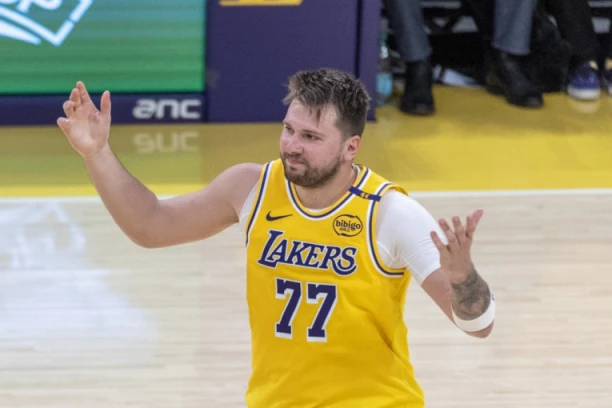 BIĆE TO SREĆAN BRAK! Vlasnica Lejkersa o trejdu Luke Dončića!