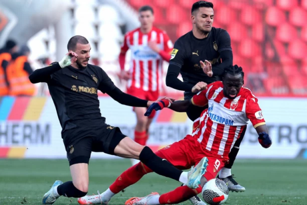 OVAJ DERBI JE BIO PREKRETNICA! Navijači Zvezde i Partizana su tada dobili čuvene nadimke!