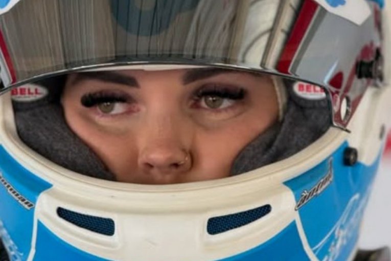 Automobilizam je ipak njena najveća ljubav