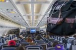 VIŠE POVREĐENIH, AVION ULETEO U VRTLOG! Drama na nebu iznad Sarajeva - STJUARDESA ODBAČENA DO PLAFONA KABINE! (FOTO)