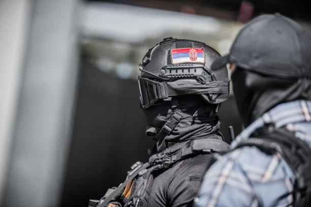 SAZNAJEMO! RASPISUJE SE POTERNICA ZA DEJANOM KORDIĆEM! Organizovao firme koje su oprale milione evra!