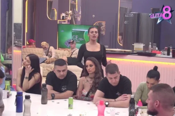 MATORA RASTAVILA ENU NA PROSTE ČINIOCE: Iznela ISTINU o njenom opredeljenju, OVO je novac koji je uzimala!