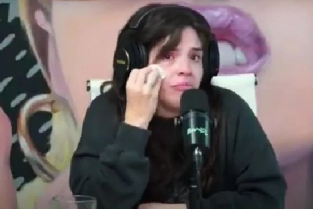 ĆERKA DIJEGA ARMANDA MARADONE U SUZAMA: Njena reakcija će vas ostaviti bez teksta (VIDEO)