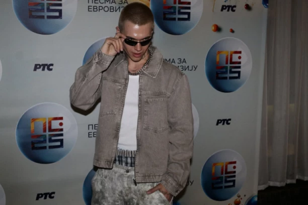 BIO SAM ŽRTVA OSVETNIČKE PORNOGRAFIJE: Učesnik PZE otkrio kako je ucenjivan ekplicitnim sadržajem - sve isplivalo na videlo (VIDEO)