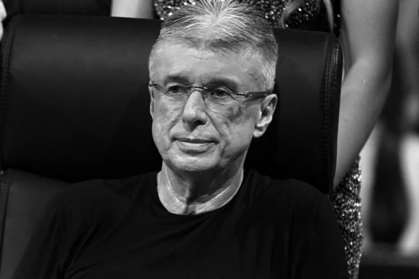 NAJBOLNIJE REČI NA GRANDU IZGOVORENE O SAŠI POPOVIĆU: Prolomili se JAUCI na bini, svi su zanemeli!