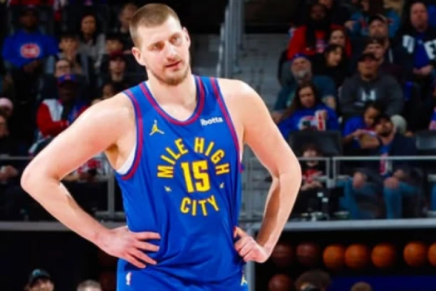 NIKOLA JOKIĆ MORAO HITNO DA REAGUJE! Sukob na terenu je brzo eskalirao! (VIDEO)