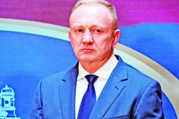 ĐILAS NAJGORE ISPROZIVAO NOVINARKU, PA UDARIO I NA STUDENTE: Pukla tikva između blokadera - NIKO NIJE OČEKIVAO OVE REČI (VIDEO)