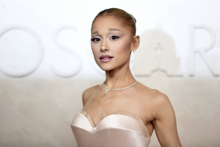 Ariana Grande dodela Oskara 2025