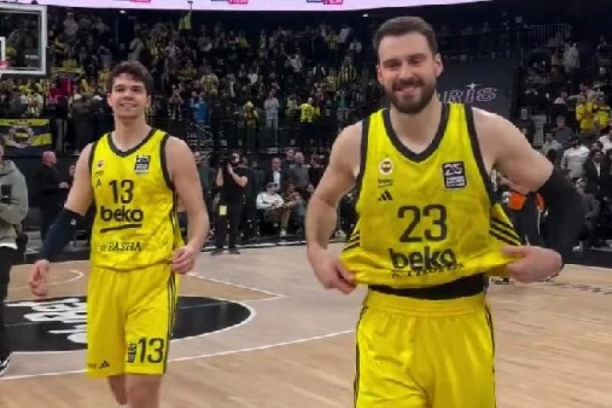 GUDURIĆEVA TROJKA ZA ISTORIJU! Pogledajte šut Srbina koji je popeo Fener na evropski tron (VIDEO)