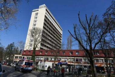 NAJVEĆA DONACIJA DOSAD! Đuro i Ilinka su svoju ušteđevinu, umesto porodici, ostavili Institutu za majku i dete - priča o humanosti koja je celu Srbiju ostavila bez reči! (FOTO)