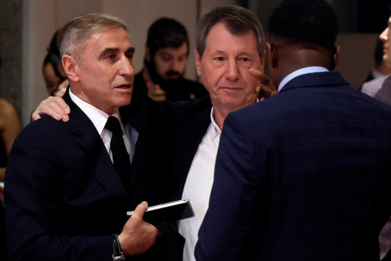 Veliki broj legendi je večeras prisutan u Sava centru