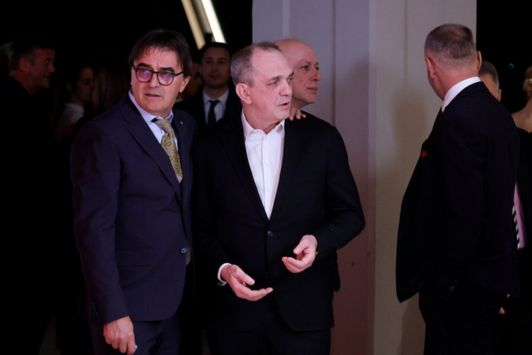 Veliki broj legendi je večeras prisutan u Sava centru