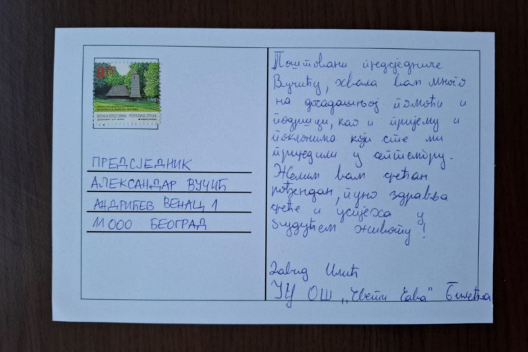 Rođendanske čestitke predsedniku Vučiću