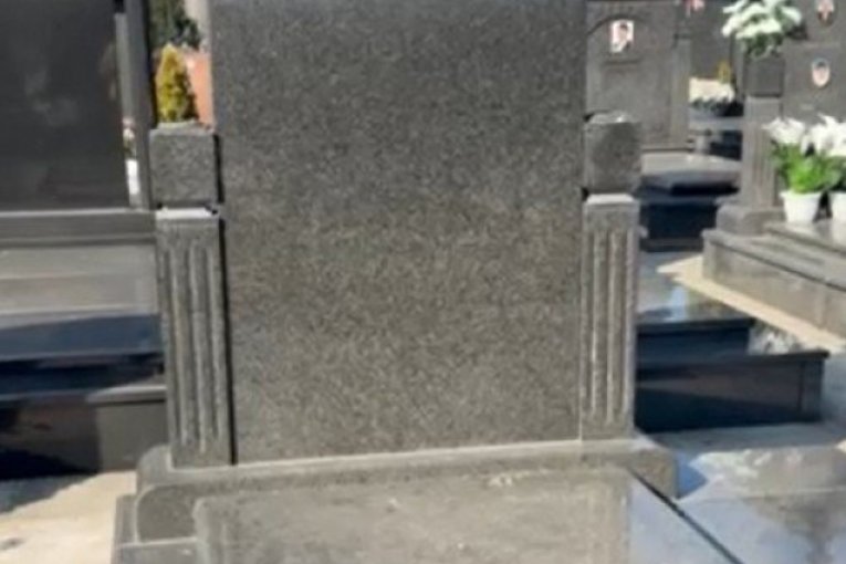 Grobnica Saše Popovića