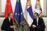 Predsednik Vučić sastaje se sa ambasadorom Kine Li Mingom