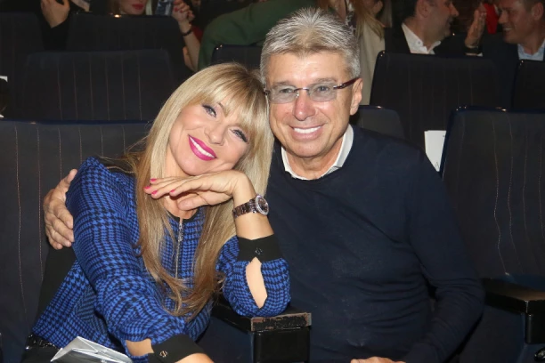 SAŠI POPOVIĆU JE SAMO JEDNA ŽELJA OSTALA NEOSTVARENA! Suzana u suzama PRIZNALA da je i ona želela isto: To nam je ostalo kao žal (VIDEO)