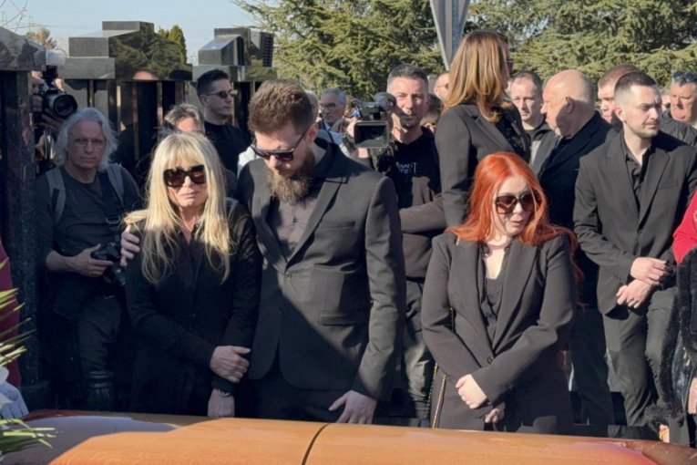 Sahrana Saše Popovića