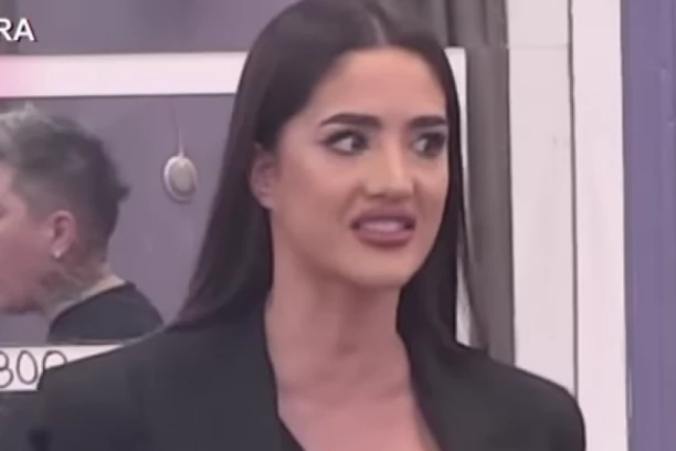 ŠTA SE DEŠAVA SA ANĐELOM ĐURIČIĆ?! Objavljene najnovije vesti o njenom stanju - evo kako izgleda!