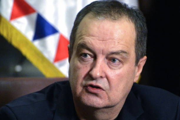 LISICE MU STAVLJENE U STANU GDE ŽIVI! Ivica Dačić o hapšenju napadača na ministra Selakovića!