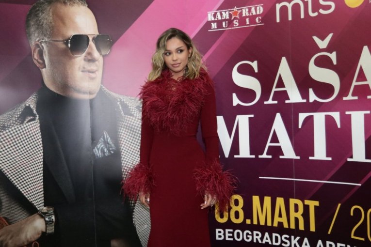 Breskvica na koncertu Saše Matića