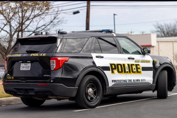 ŽENA UBILA SINA (4) i MUŽA (45), PA ZAPREPASTILA OBJAŠNJENJEM! Jeziv zločin počinila na svoj rođendan - OBOJICU IH BACILA U JEZERO!