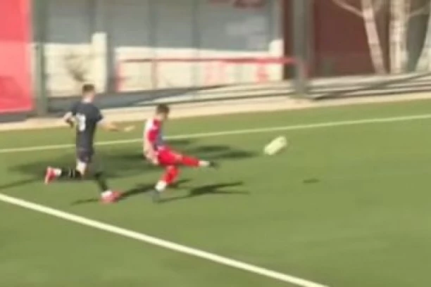 ZVEZDA IMA NOVOG BISERA: Dribling i gol u stilu najvećih fudbalskih majstora - Evropa će o njemu pripovedati! (VIDEO)