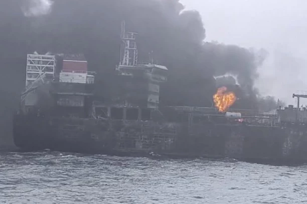 EKSPLOZIJA BRODA NA DUNAVU, BROJE SE MRTVI! Policija i hitna pomoć okružili reku, stigli i spasioci