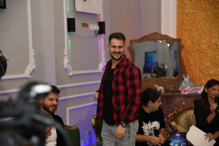 Ekipa mjuzika "Pepeljuga"