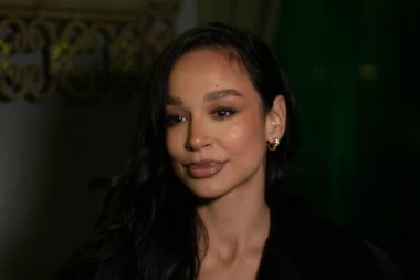 PEVAČICA SE POVLAČI SA SCENE, UZBUNA ZBOG NAJNOVIJE OBJAVE! Da li je ovo kraj njene karijere?!